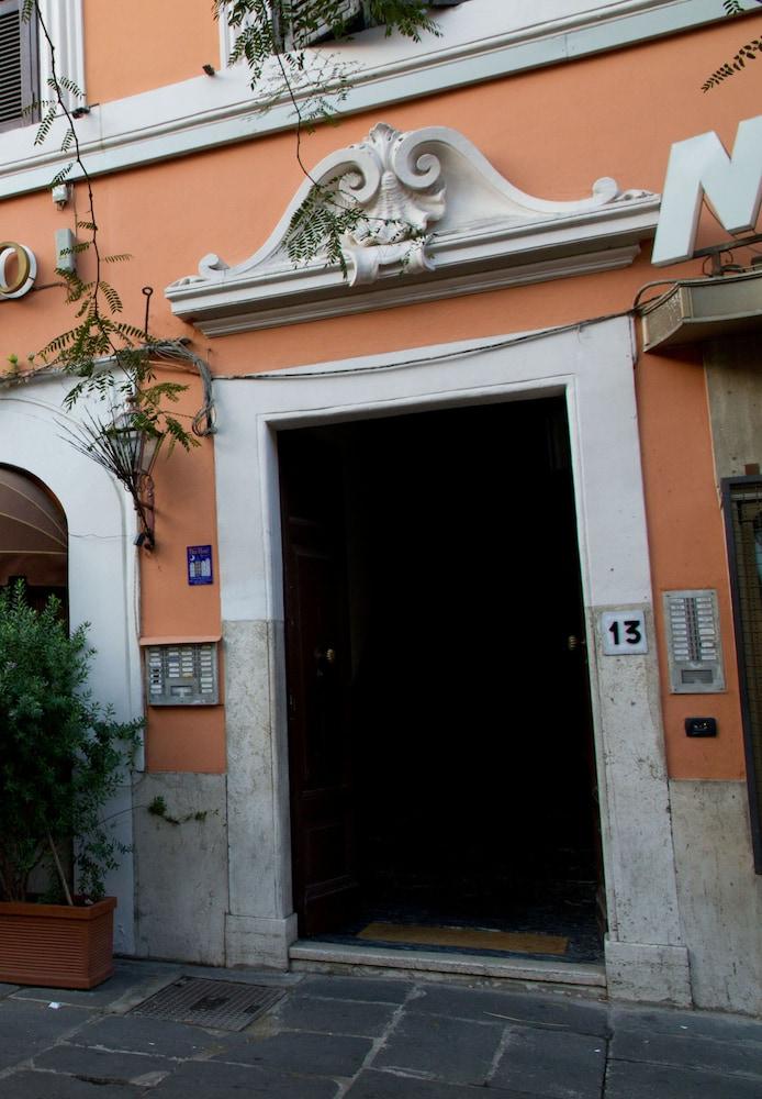 Gaudi Guesthouse Roma Ngoại thất bức ảnh